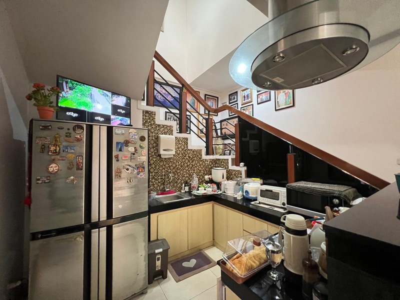 Rumah Bagus Di Jl H Som Pondok Aren Tangerang Selatan