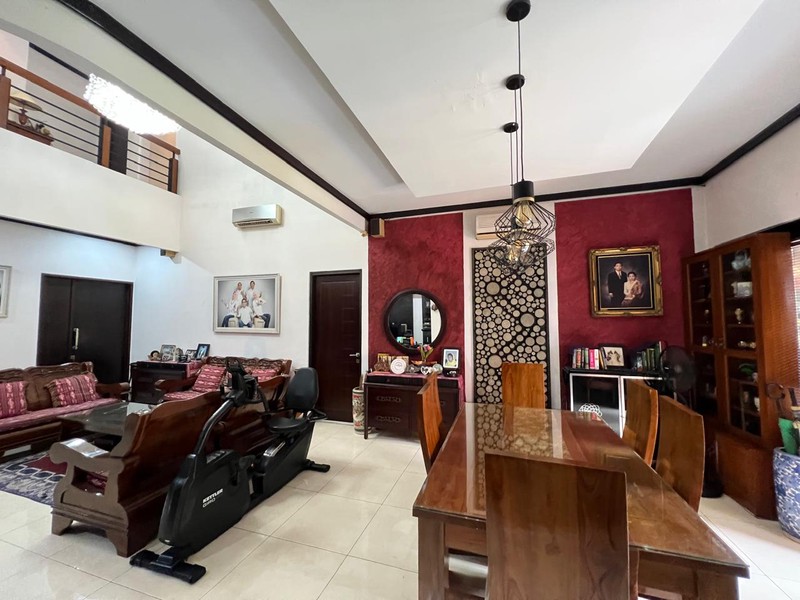 Rumah Bagus Di Jl H Som Pondok Aren Tangerang Selatan