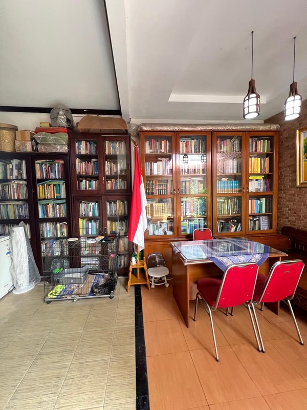 Rumah Bagus Di Jl H Som Pondok Aren Tangerang Selatan