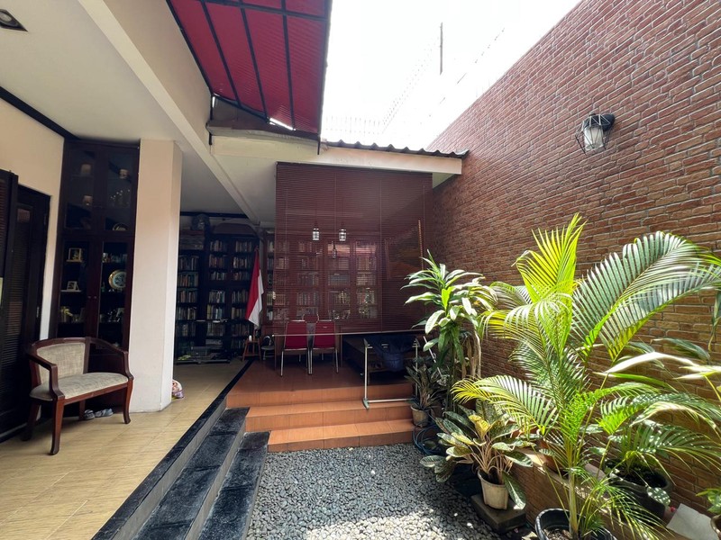 Rumah Bagus Di Jl H Som Pondok Aren Tangerang Selatan