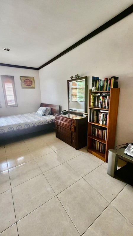 Rumah Bagus Di Jl H Som Pondok Aren Tangerang Selatan