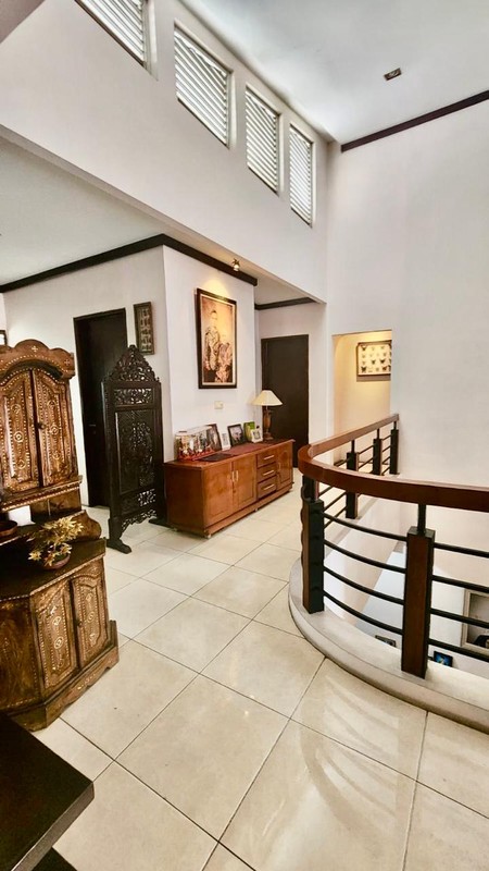 Rumah Bagus Di Jl H Som Pondok Aren Tangerang Selatan