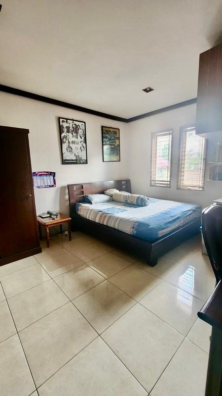 Rumah Bagus Di Jl H Som Pondok Aren Tangerang Selatan