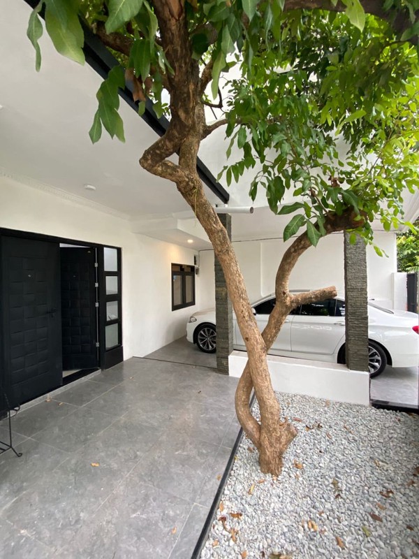 Rumah Bagus Di Komp Perdagangan, Jl Niaga Ciledug Tangerang