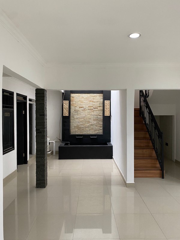 Rumah Bagus Di Komp Perdagangan, Jl Niaga Ciledug Tangerang