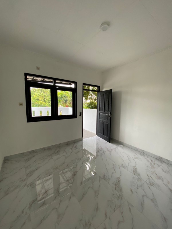 Rumah Bagus Di Komp Perdagangan, Jl Niaga Ciledug Tangerang