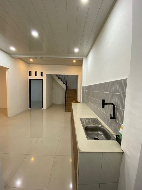 Rumah Bagus Di Komp Perdagangan, Jl Niaga Ciledug Tangerang