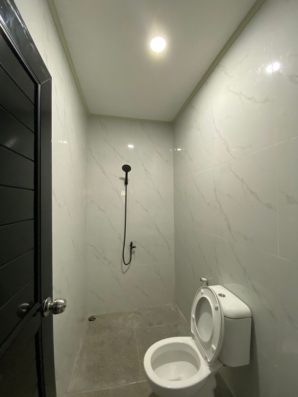 Rumah Bagus Di Komp Perdagangan, Jl Niaga Ciledug Tangerang