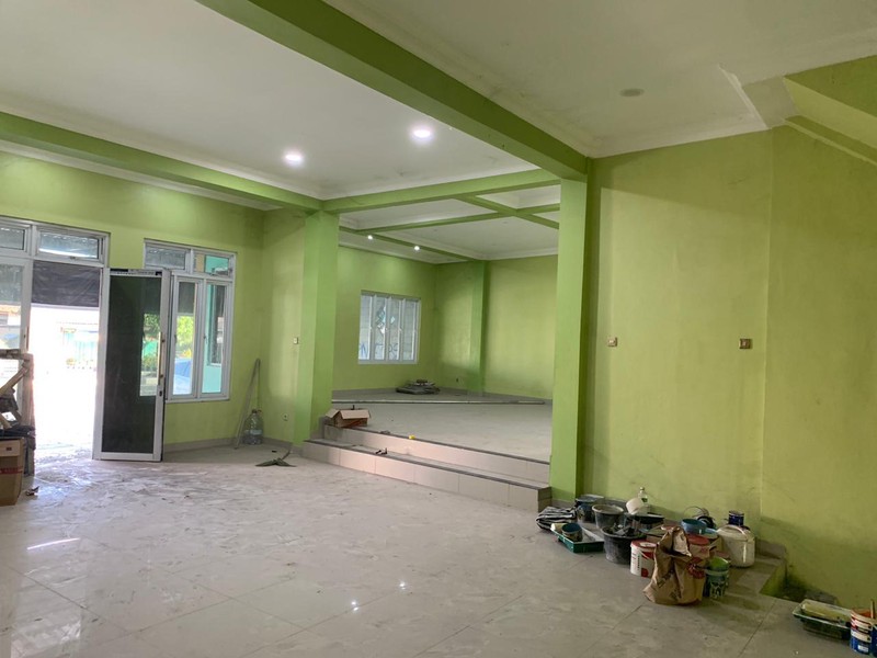 Dijual Rumah/Ruang Usaha Strategis 3 Lantai di Pinggir Jalan Raya Jogja - Solo, Karang Dukuh, Jogonalan, Klaten