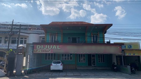 Dijual Rumah/Ruang Usaha Strategis 3 Lantai di Pinggir Jalan Raya Jogja - Solo, Karang Dukuh, Jogonalan, Klaten