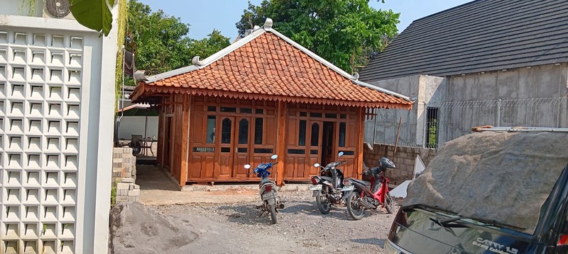 Disewakan Rumah Villa 2 Lantai Lokasi Strategis di Area Berbah - Sleman 