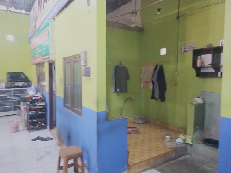 Disewakan Bangunan Strategis di Pinggir Jalan Wonosari KM 9, Cocok untuk Showroom & Kantor
