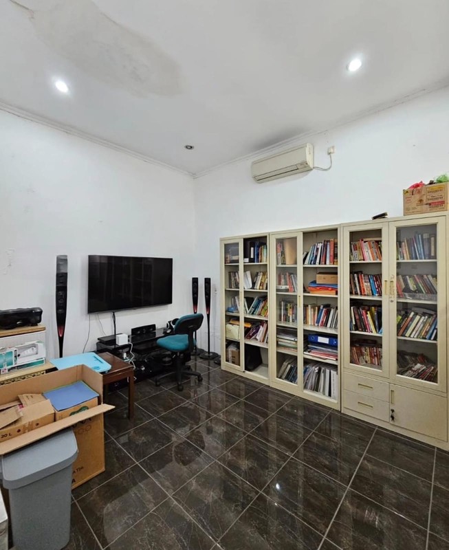 RUMAH DIJUAL JALAN CIBULAN KEBAYORAN BARU JAKARTA SELATAN