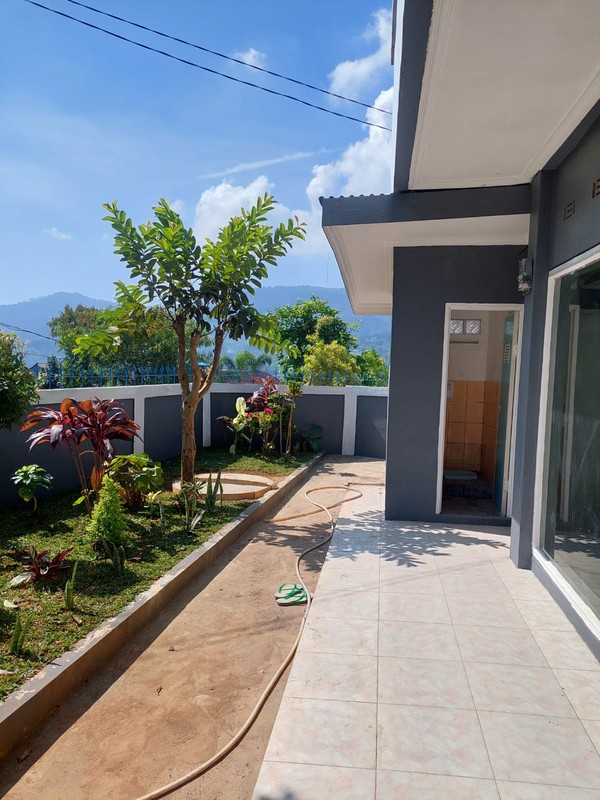 Rumah Tinggal Rasa Vila Cisarua Puncak Bogor