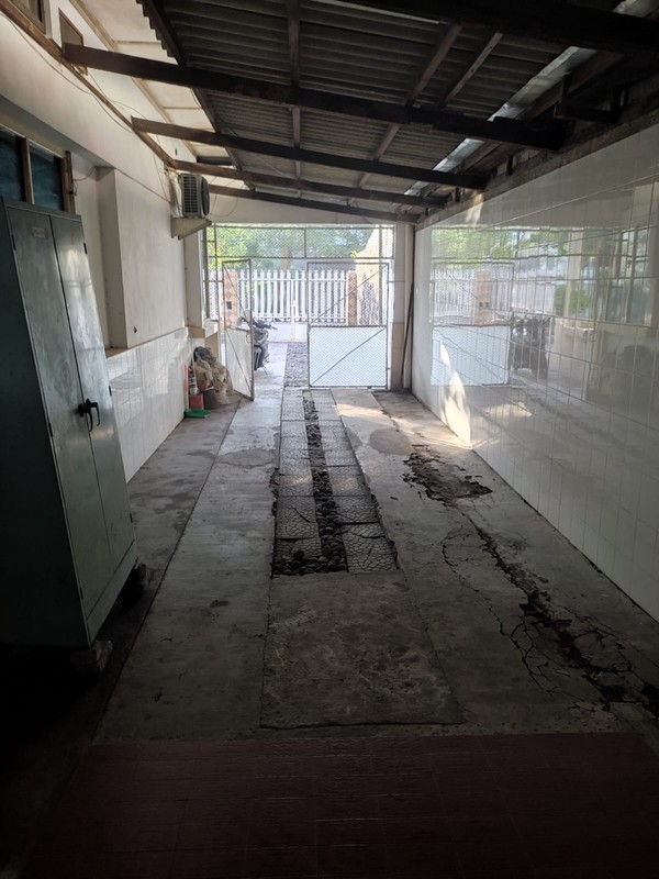 Disewakan 485 m2 Rumah Jl. Teuku Umar Surabaya Pusat kota