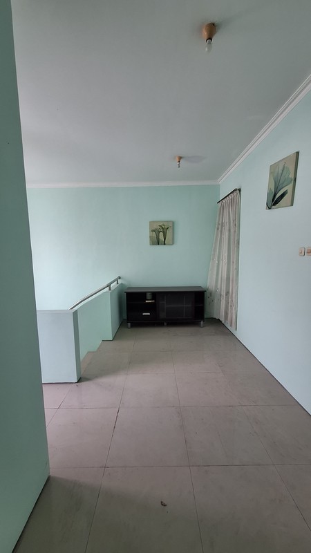 MURAH LUAS Dijual Rumah Royal Residence Wiyung Surabaya Barat Lokasi Terdepan Dekat Showoom Honda Royal Wiyung, Mitra 10, Citraland  Pakuwon Mall