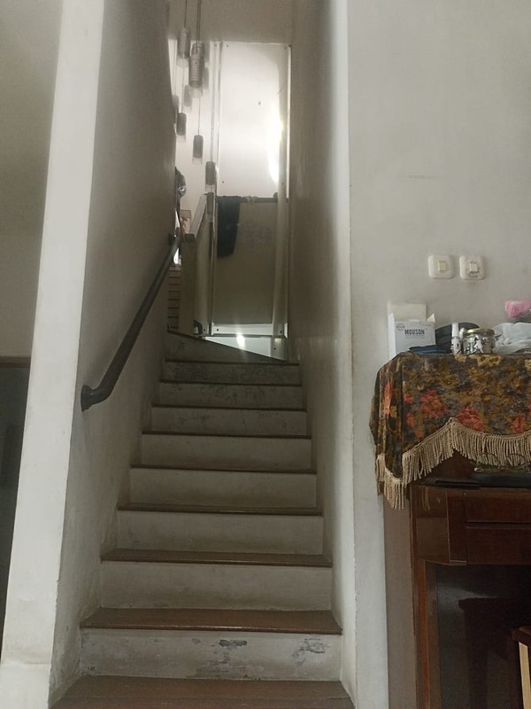 Rumah Cantik 2 Lantai dengan Desain Mewah dan Modern Lokasi Strategis @Bintaro Sektor 9.