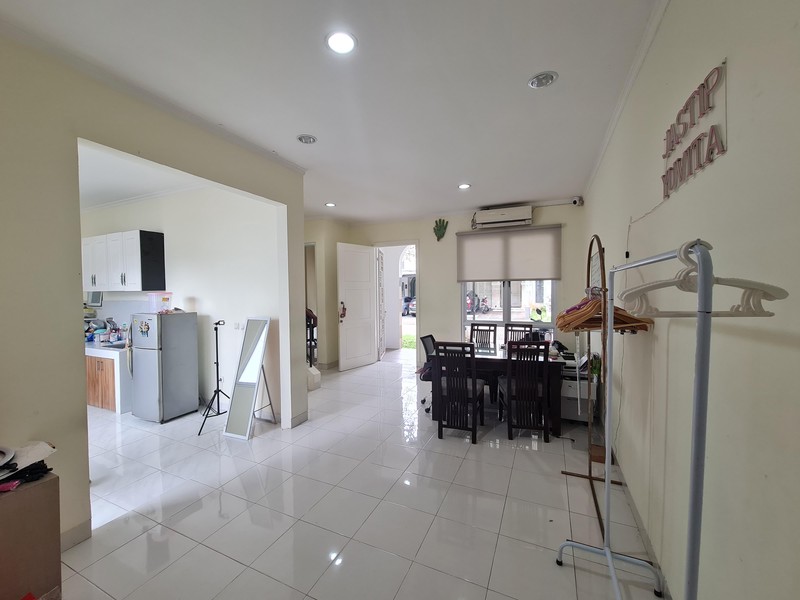 RUMAH BAGUS DI FORESTA BSD