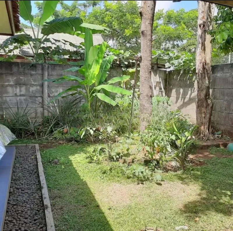 Tanah Hook Pinggir Jalan Utama Luas 1135M² Selangkah ke Tol Krukut