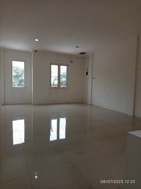 Ruko 2 Lantai Siap Untuk Usaha di Jalan Alternatif Transyogi, Cileungsi