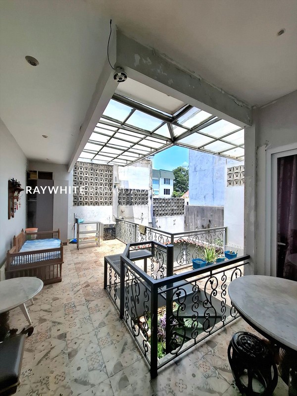 Rumah Siap Huni Dalam Lingkungan Tenang Area Darmawangsa Kebayora Baru