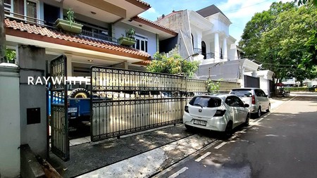 Rumah Siap Huni Dalam Lingkungan Tenang Area Darmawangsa Kebayora Baru