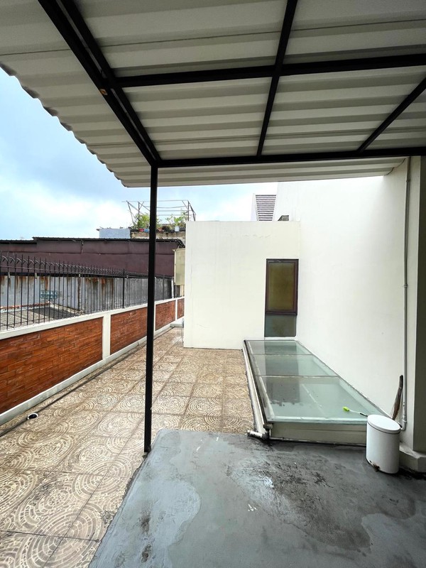 Rumah Modern Minimalis Area Jagakarsa