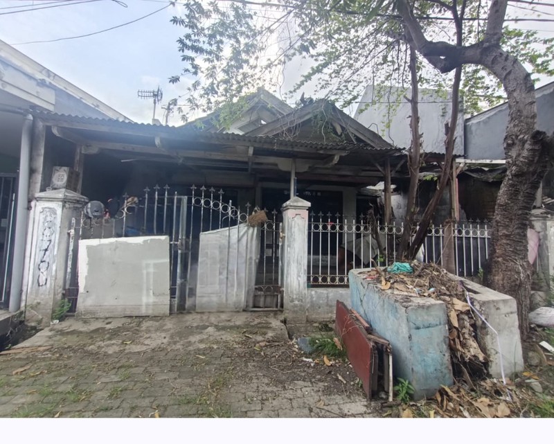 DIJUAL RUMAH HITUNG TANAH PONDOK TJANDRA