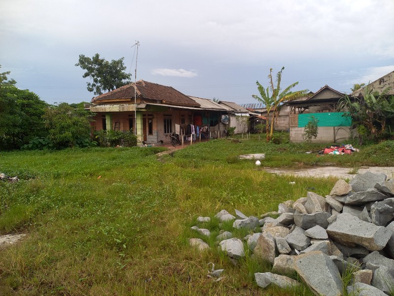 Tanah Murah  Bonus Rumah Di Kampung Rawa Makmur, Cocok Untuk Cluster