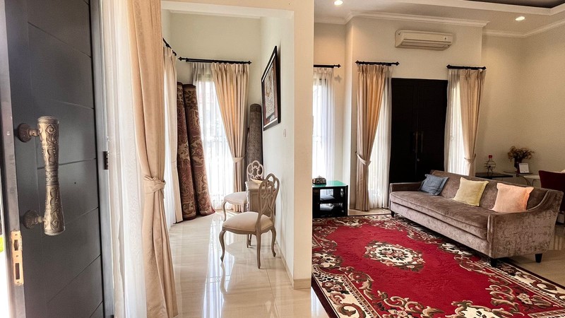 Rumah Siap Huni dengan Hunian Nyaman dan Asri di Ciputat