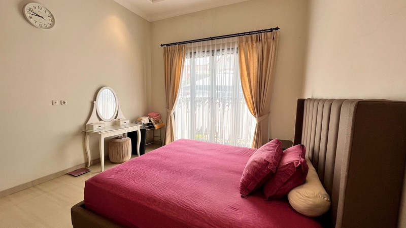 Rumah Siap Huni dengan Hunian Nyaman dan Asri di Ciputat