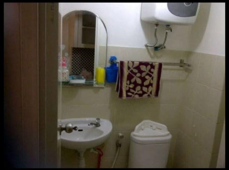 3 200. Dijual Apartmen Studio 1 BR Puncak Permai Tower C Furnished - Lantai Tengah, Harga Terjangkau