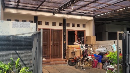 Rumah Bagus,1 lantai,dalam cluster di Graha Raya