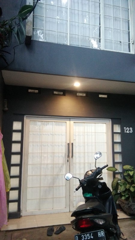 Rumah Cantik 2 Lantai di Pusat Kota Bandung