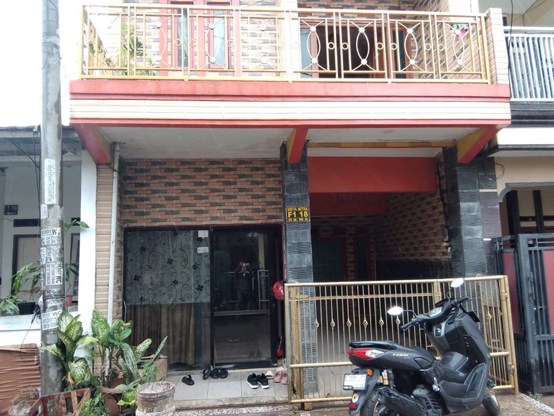 Rumah 3 lantai di kawasan Cinunuk Cileunyi