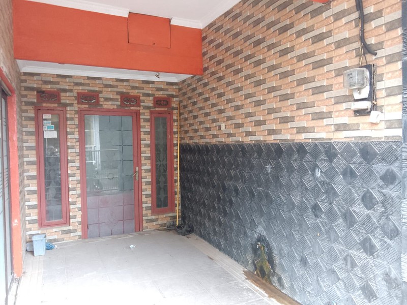 Rumah 3 lantai di kawasan Cinunuk Cileunyi