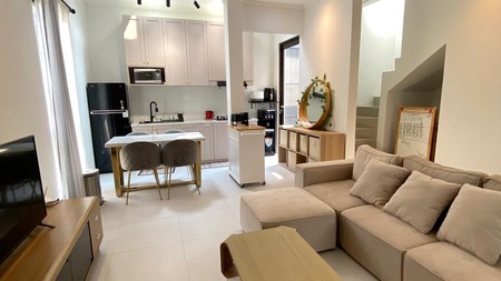 Rumah 2 Lantai Siap Huni dengan Hunian Nyaman dan Asri @Graha Raya