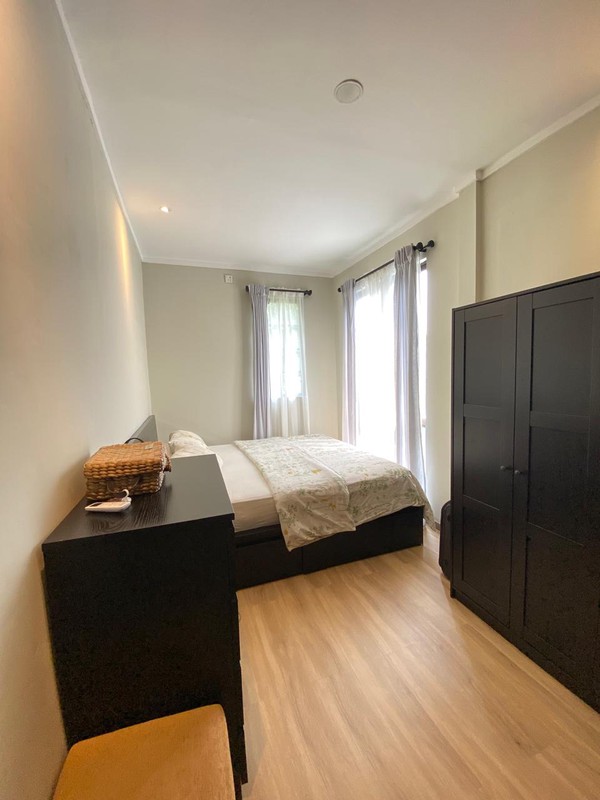 Rumah 2 Lantai Siap Huni dengan Hunian Nyaman dan Asri @Graha Raya