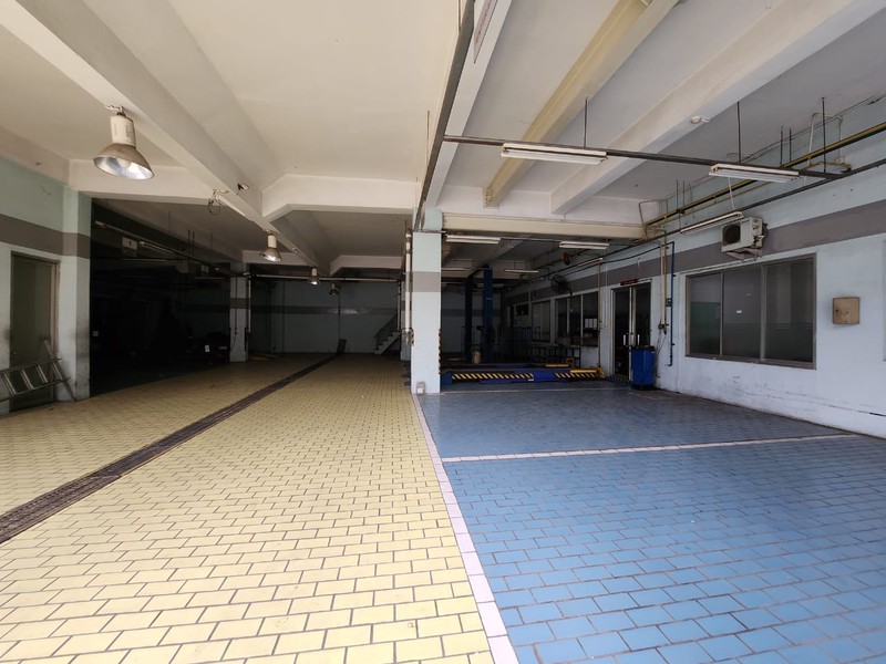 Gedung Ex Showroom di Sunter