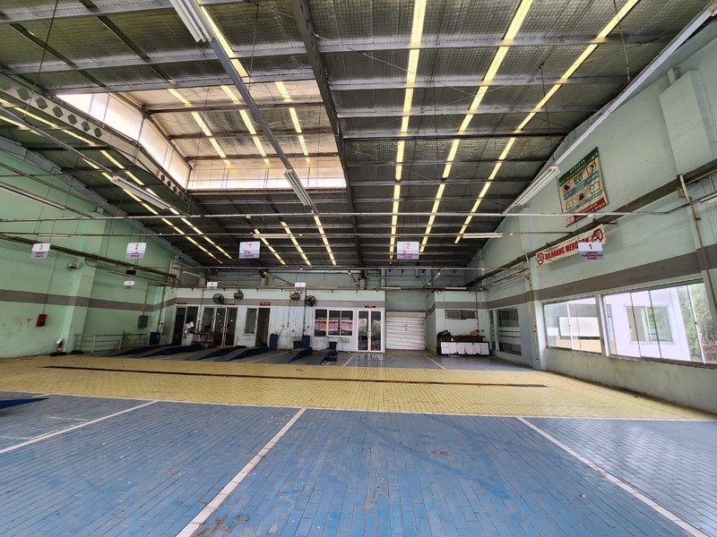 Gedung Ex Showroom di Sunter