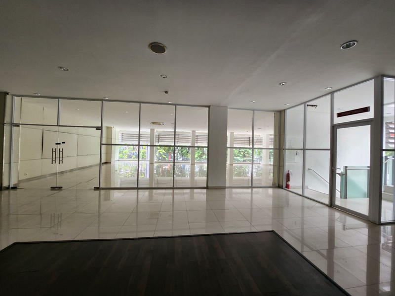 Gedung Ex Showroom di Sunter
