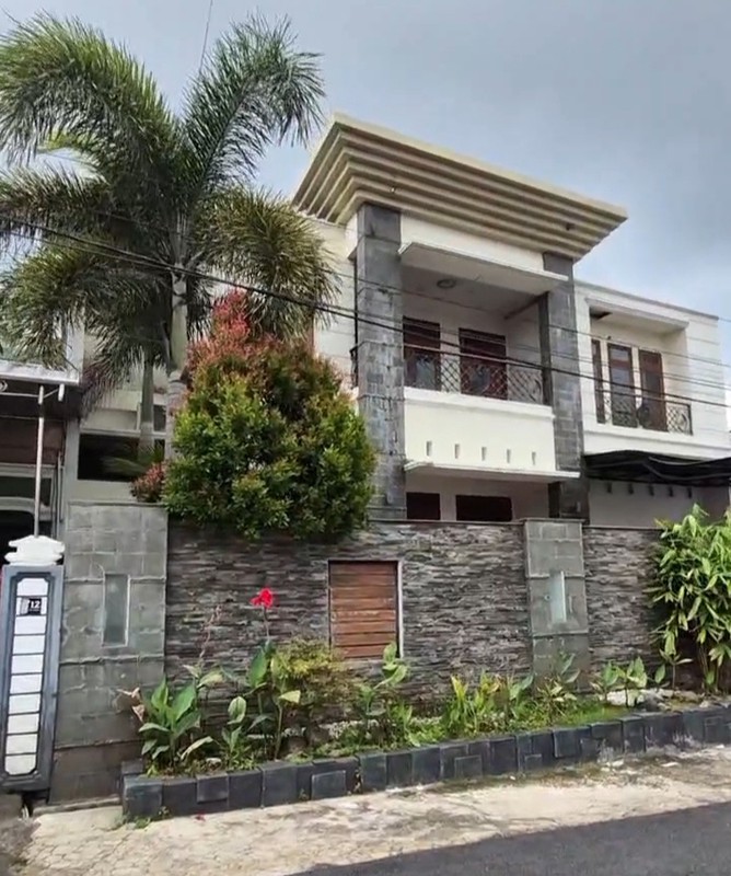 rumah ada kolam renang di jalan gajah mada bandar lampung