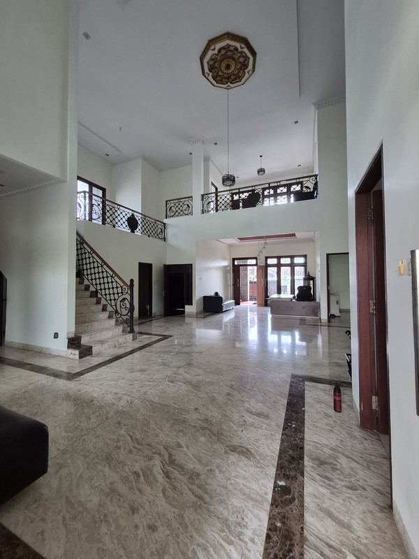 rumah ada kolam renang di jalan gajah mada bandar lampung