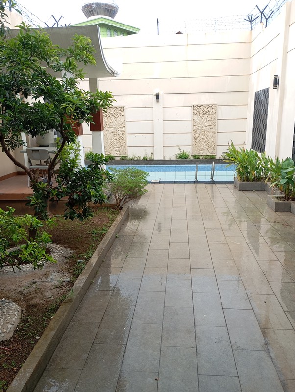 rumah ada kolam renang di jalan gajah mada bandar lampung