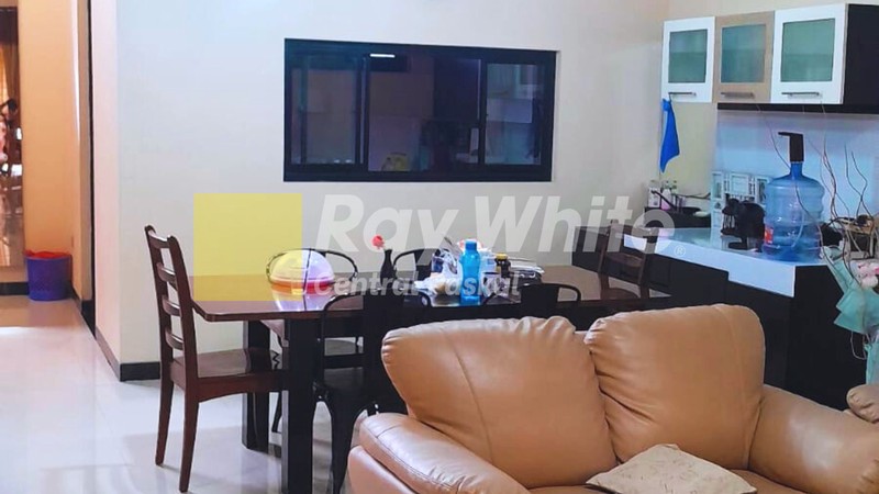 Rumah 2 Lantai Siap Huni di Taman Kopo Indah Bandung