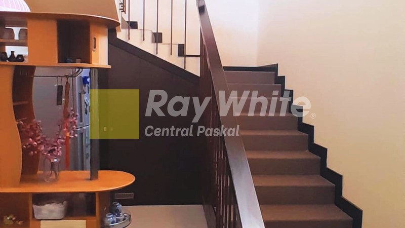 Rumah 2 Lantai Siap Huni di Taman Kopo Indah Bandung