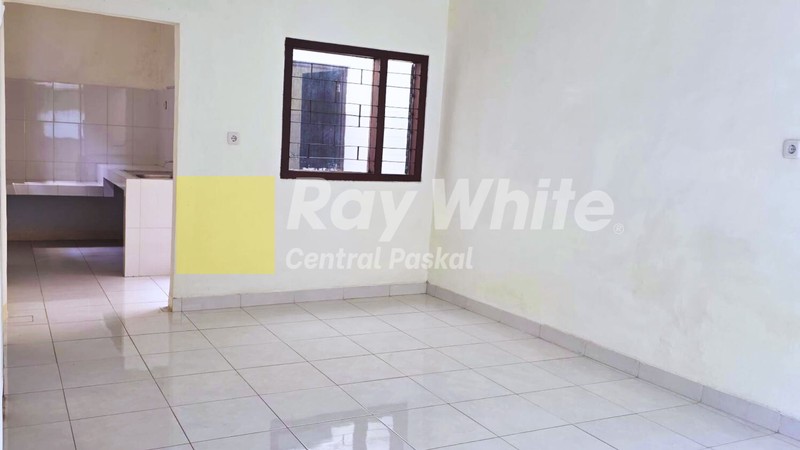 Rumah Tinggal Terawat di Tengah Kota Bandung