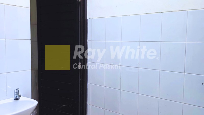 Rumah Tinggal Terawat di Tengah Kota Bandung