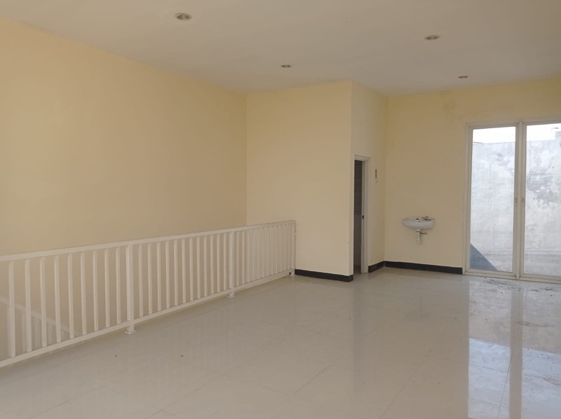 DiJual Ruko Perum Kraton 0 Jalan Raya By Pass Krian,dekat Driyorejon Toll