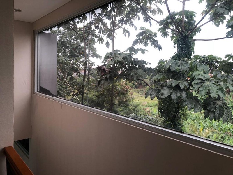 DIJUAL MURAH Rumah Dalam Cluster, Full  Furnished & Siap Huni